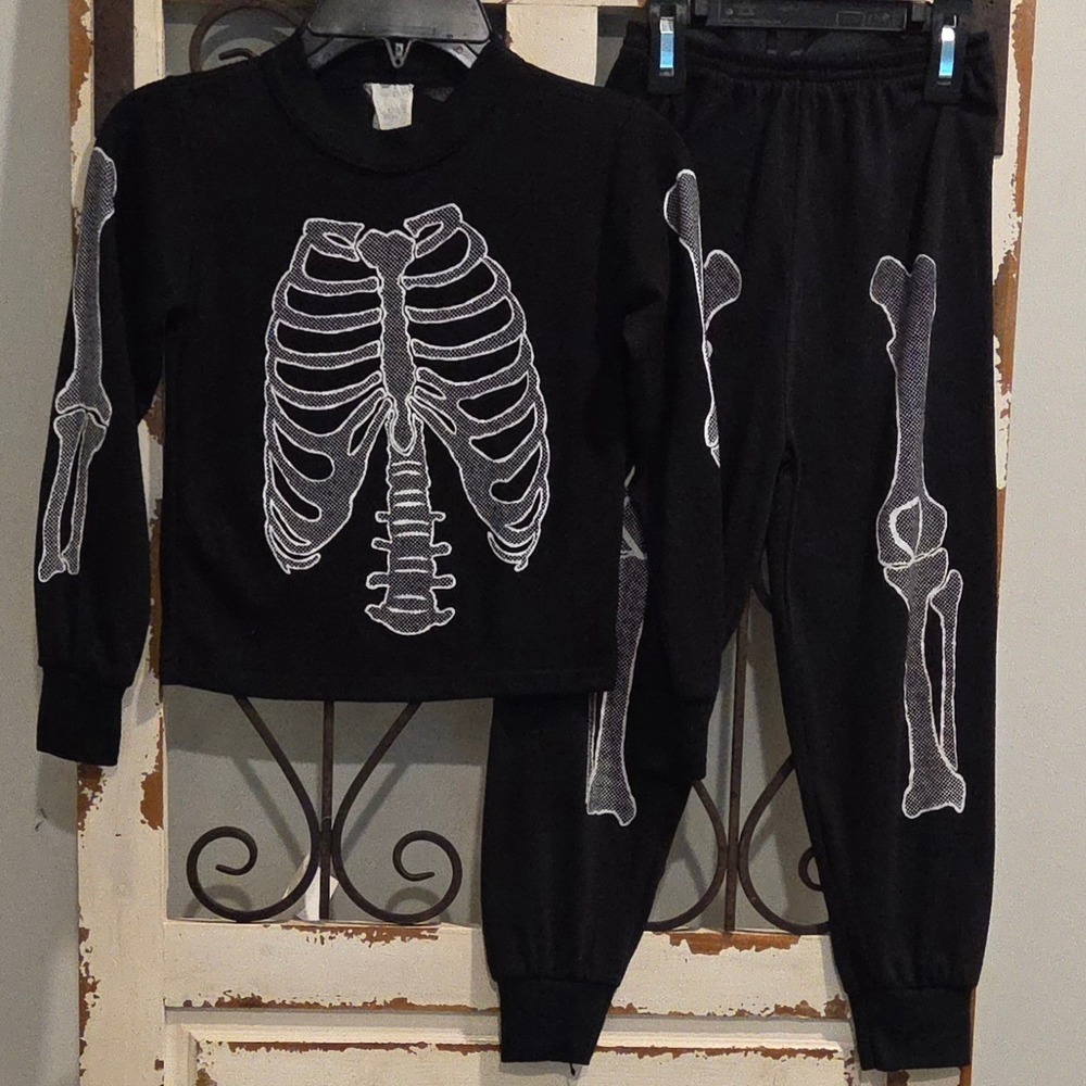 Vintage Wormser Kids Skeleton Pajama Set Black White Halloween Made in USA 6-7